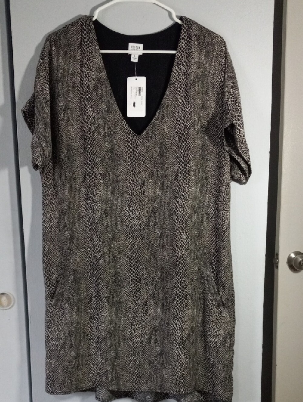 Peyton Jensen Snake-Print V-Neck Midi Dress